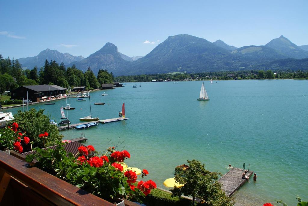 Hotel Garni Buchinger Sankt Wolfgang im Salzkammergut Bagian luar foto